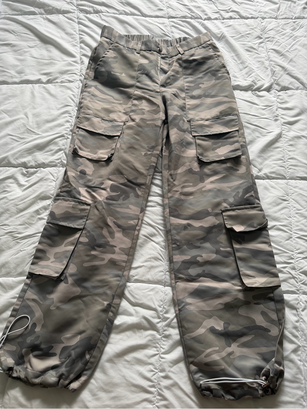 SHEIN Women's Camo Cargo Track Pants - Green, Brown, Tan